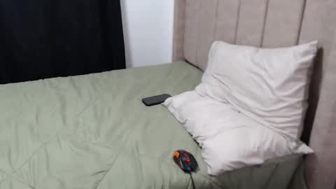 Darekgates online show from March 11, 4:24 pm