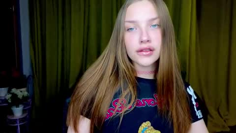 dariaangels online show from April 24, 5:59 pm