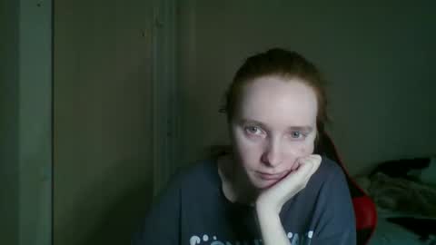 Snapshot of dariena_ chatting on April 3, 10:02 am Darin online show from April 3, 10:02 am