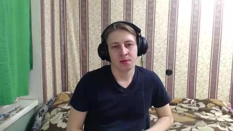 darienlarge online show from October 22, 6:18 pm