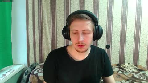 darienlarge online show from November 13, 11:53 am