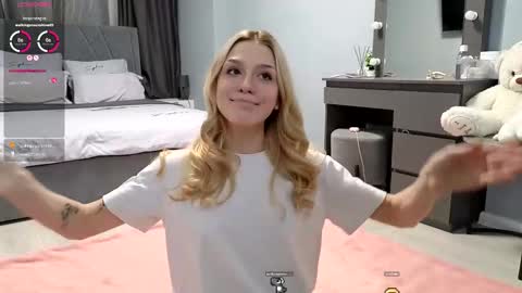 Snapshot of darilboom chatting on November 12, 11:03 pm darilboom online show from November 12, 11:03 pm