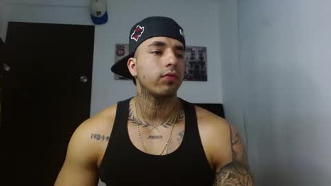 Darius Phoenix  online show from October 14, 9:48 pm