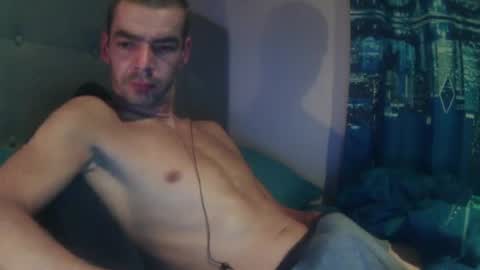 dark377 online show from September 12, 10:26 am