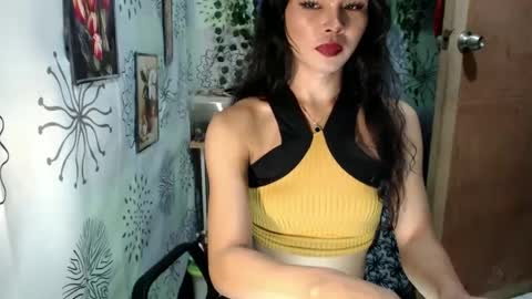 Snapshot of dark_angelxxx94 chatting on February 25, 12:03 pm yushico online show from February 25, 12:03 pm