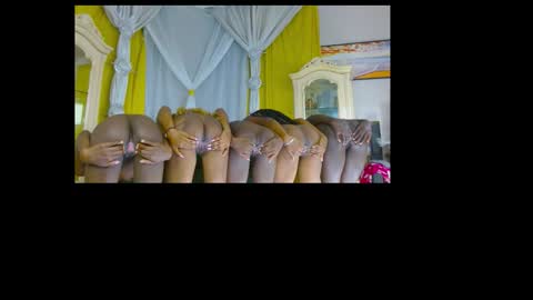 Snapshot of dark_berry2 chatting on March 24, 8:58 pm Berry online show from March 24, 8:58 pm