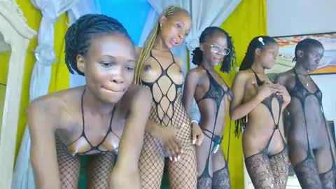 Snapshot of dark_berry2 chatting on March 27, 8:30 pm Berry online show from March 27, 8:30 pm