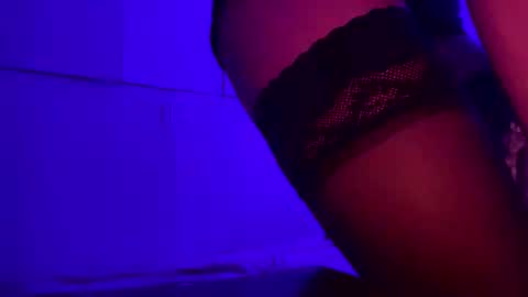 Snapshot of dark_couple225200 chatting on May 9, 8:58 pm dark_couple225200 online show from May 9, 8:58 pm