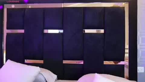 Snapshot of dark_eros_ chatting on March 16, 7:40 pm Sr. Eros online show from March 16, 7:40 pm