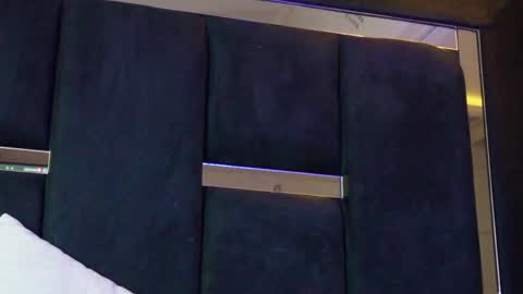 Snapshot of dark_eros_ chatting on April 9, 6:19 am Sr. Eros online show from April 9, 6:19 am