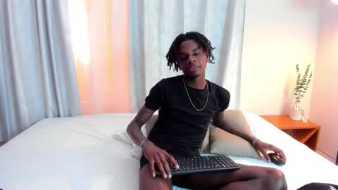 dark_fantasy9 online show from March 19, 7:29 pm