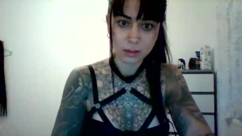 dark_ink_models online show from October 2, 5:31 pm