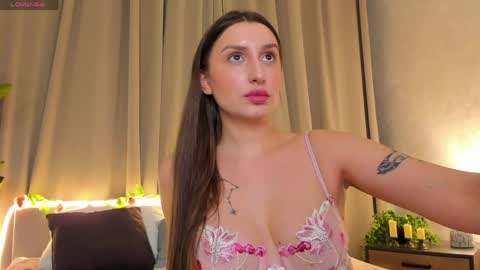 Snapshot of dark_jerry chatting on April 8, 12:27 pm Celine online show from April 8, 12:27 pm