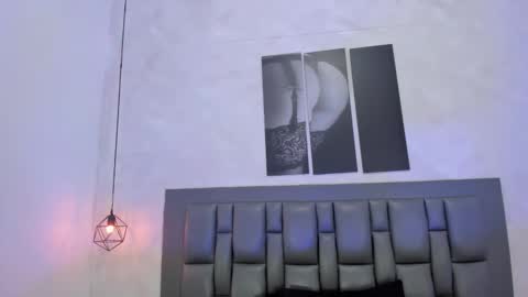 Dark Kitty online show from December 4, 6:01 am