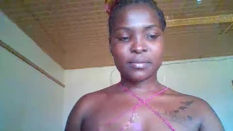 Snapshot of dark_petite_ chatting on May 11, 11:27 am dark_petite_ online show from May 11, 11:27 am