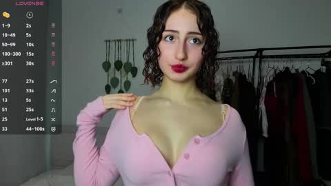 Emily online show from November 7, 7:30 am