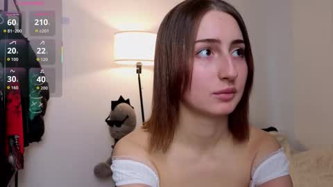 Emily online show from November 14, 7:18 am