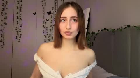 Snapshot of dark_project chatting on December 3, 7:16 am Emily online show from December 3, 7:16 am