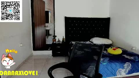 Snapshot of darkangelsxx chatting on September 14, 1:32 pm dannaxlove online show from September 14, 1:32 pm