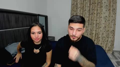 Leo  Bella online show from November 9, 9:35 pm