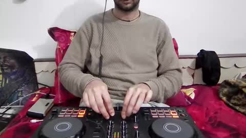 just a guy online show from November 7, 7:14 pm