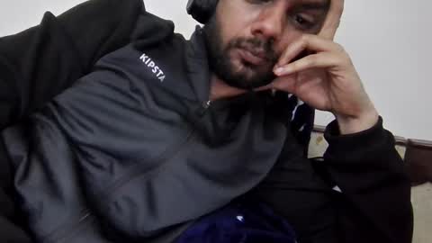 just a guy online show from March 3, 5:52 pm