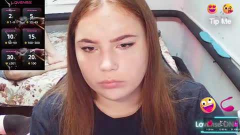 Snapshot of darkcharm1 chatting on November 8, 2:17 pm darkcharm1 online show from November 8, 2:17 pm