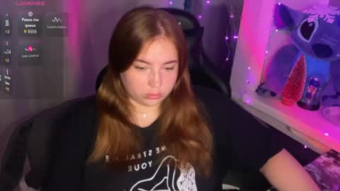 Snapshot of darkcharm1 chatting on November 22, 6:40 pm darkcharm1 online show from November 22, 6:40 pm