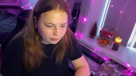 Snapshot of darkcharm1 chatting on December 14, 9:58 am darkcharm1 online show from December 14, 9:58 am