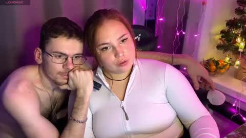 Snapshot of darkcharm1 chatting on December 15, 4:22 pm darkcharm1 online show from December 15, 4:22 pm