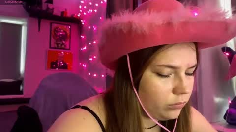 darkcharm1 online show from February 17, 11:50 am