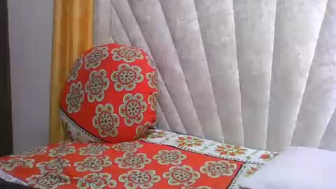 Snapshot of darknipples2 chatting on March 9, 10:52 am SHANICE online show from March 9, 10:52 am