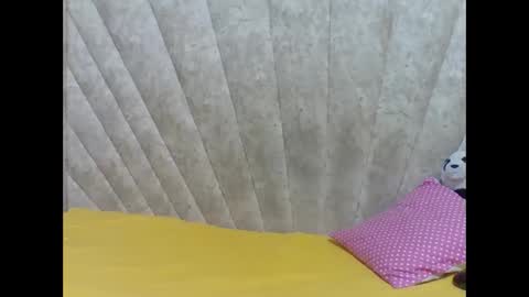 Snapshot of darknipples2 chatting on April 5, 3:20 pm SHANICE online show from April 5, 3:20 pm