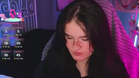 Shine online show from November 30, 8:46 pm