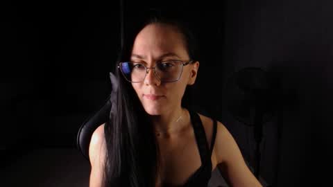 Snapshot of darkspark_ chatting on November 21, 1:32 pm darkspark_ online show from November 21, 1:32 pm