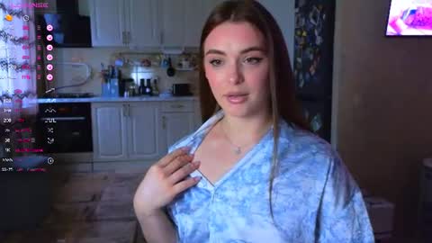 Snapshot of darlina_ryan chatting on June 12, 3:33 pm Darlina online show from June 12, 3:33 pm