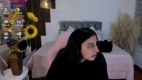 darling  online show from April 18, 10:41 am