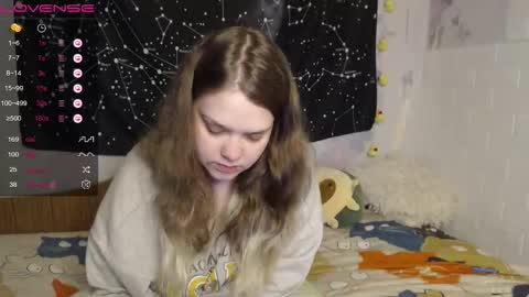 darling_tony18 online show from December 5, 9:00 pm