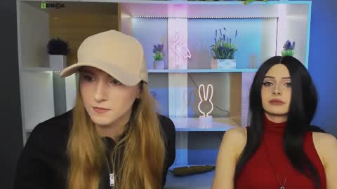 Snapshot of darly_honey chatting on April 8, 11:10 am darly honey online show from April 8, 11:10 am