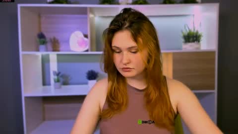 darly honey online show from April 26, 7:00 pm