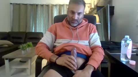 darryl43321 online show from December 19, 6:26 pm