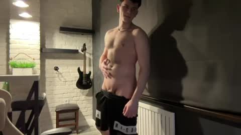 dartallo online show from April 27, 8:40 pm