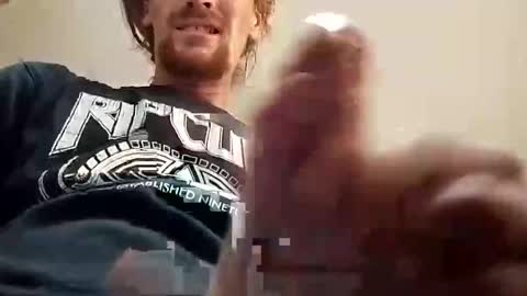 Snapshot of darts921 chatting on February 28, 3:15 am James online show from February 28, 3:15 am