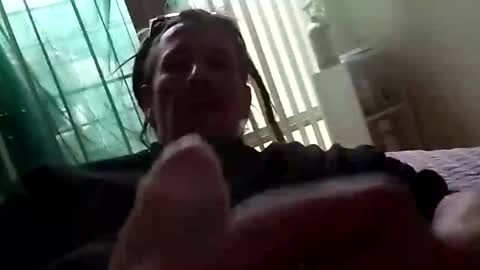 Snapshot of darts921 chatting on October 5, 7:50 am James online show from October 5, 7:50 am