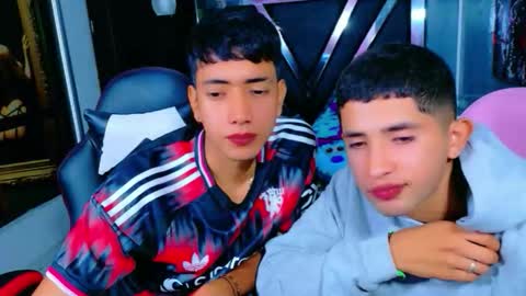 darwinandbrayan online show from November 17, 3:34 am