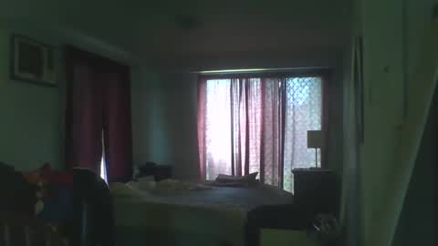 Snapshot of darwincock chatting on December 12, 5:31 am darwincock online show from December 12, 5:31 am