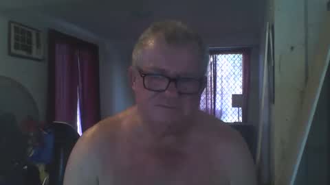 Snapshot of darwincock chatting on January 4, 10:45 pm darwincock online show from January 4, 10:45 pm