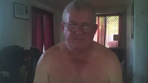 Snapshot of darwincock chatting on December 20, 10:17 pm darwincock online show from December 20, 10:17 pm