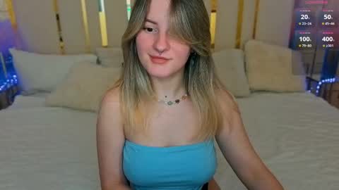 Snapshot of daryana_gray chatting on May 16, 1:10 pm daryana_gray online show from May 16, 1:10 pm