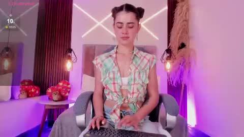 dasha_rodriguez online show from June 25, 2:32 pm